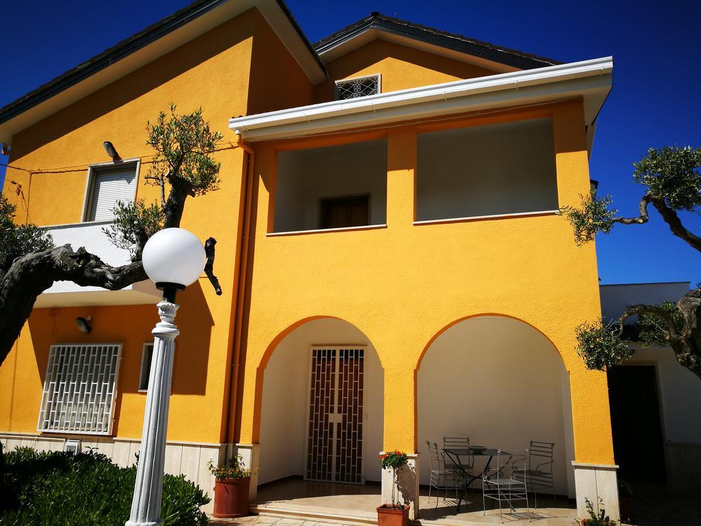 Villa Iris Castellana Grotte Dış mekan fotoğraf