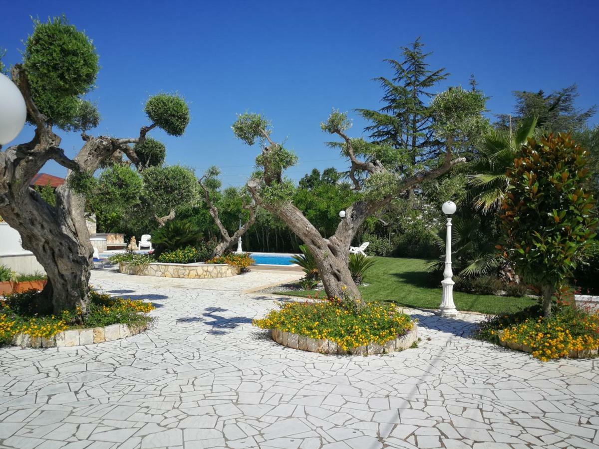 Villa Iris Castellana Grotte Dış mekan fotoğraf